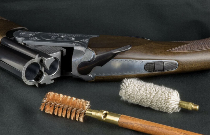 Чистка и смазка гладкоствольного оружия: инструкция и материалы